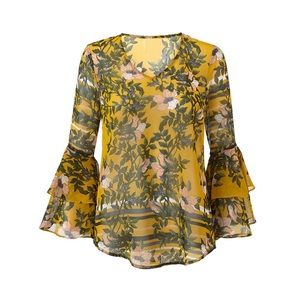Cabi NWT Scene Blouse